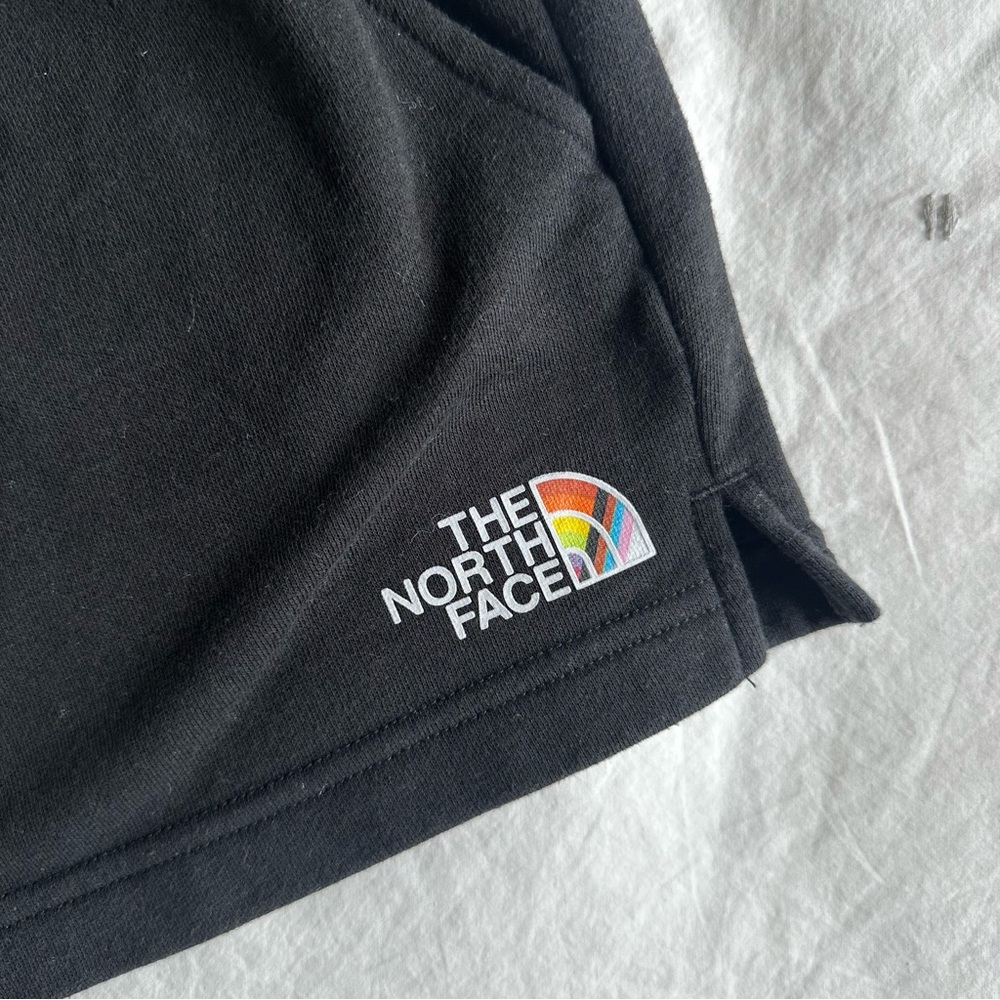 The North Face Half Dome Shorts